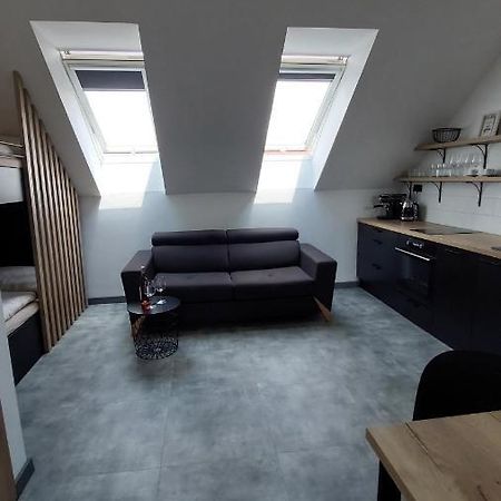 Apartman Po Schodech Nahoru Bořetice Exterior foto